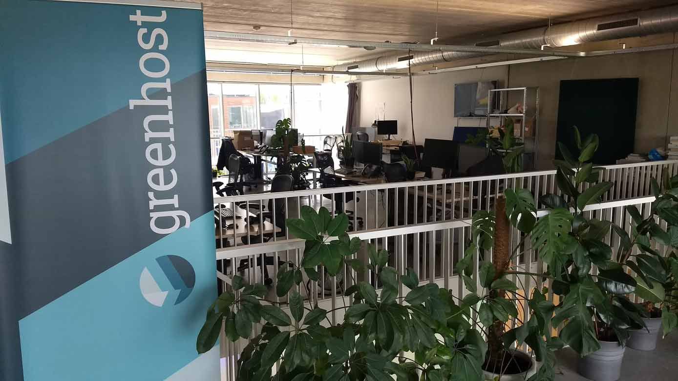 Cover Image Greenhost — экологичный во всех смыслах