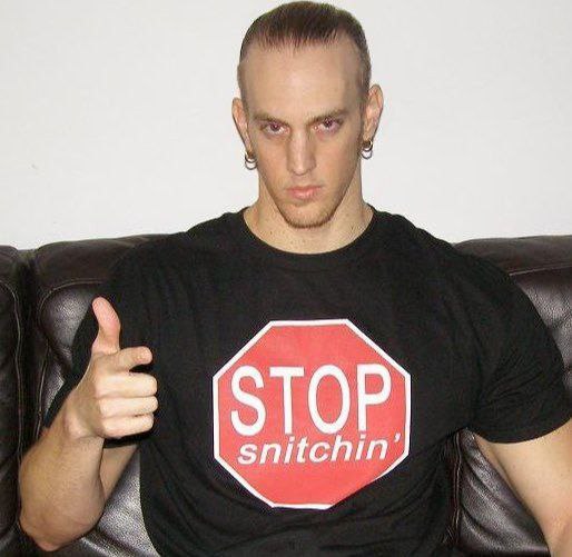 Стивен Хантли-Уотт — один из друзей Оушена Гонзалеса